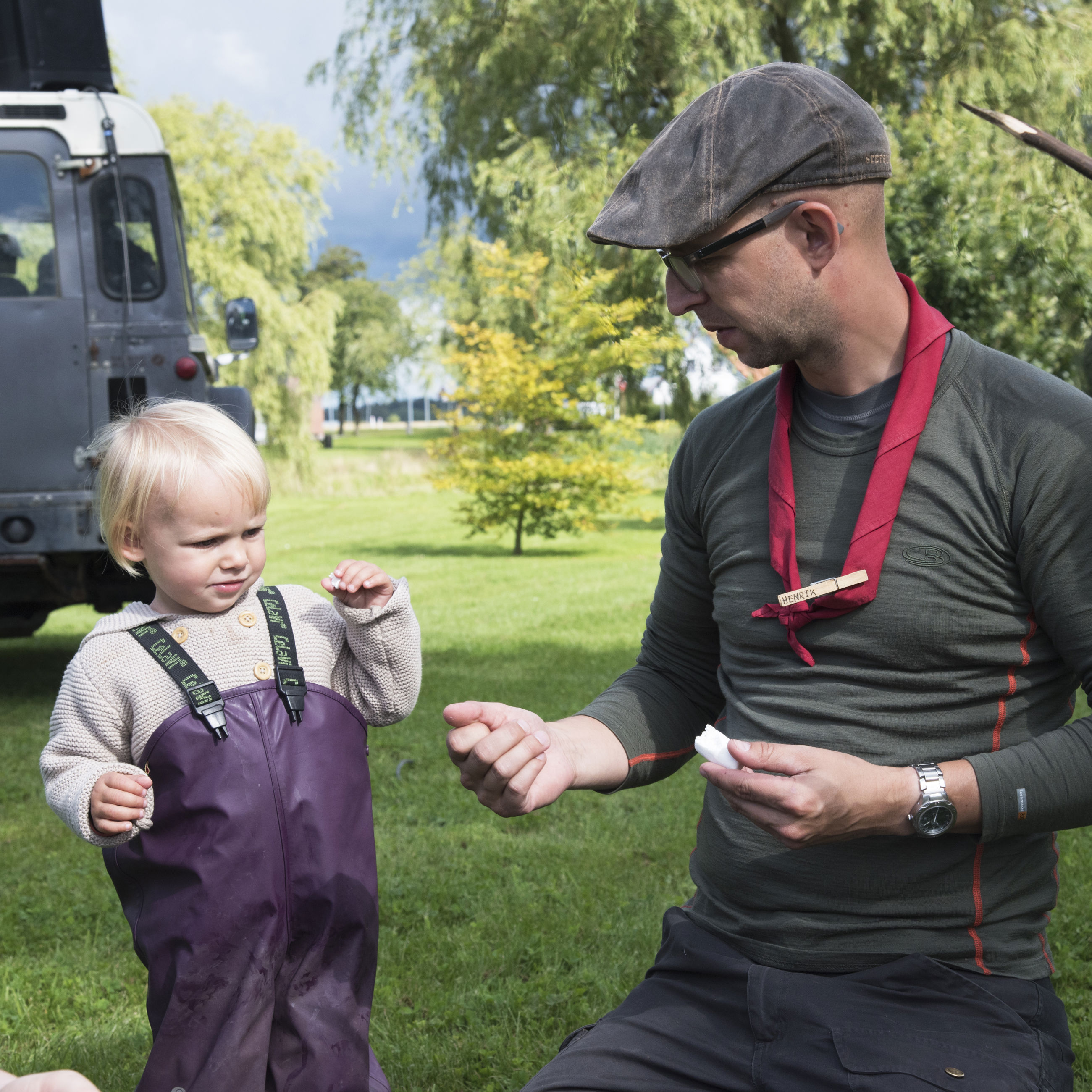 Store og små spejdere.